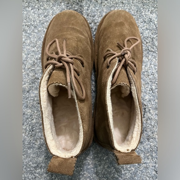 NWOT Bearpaw Women’s Skye Boots - size 11 - Picture 2 of 7